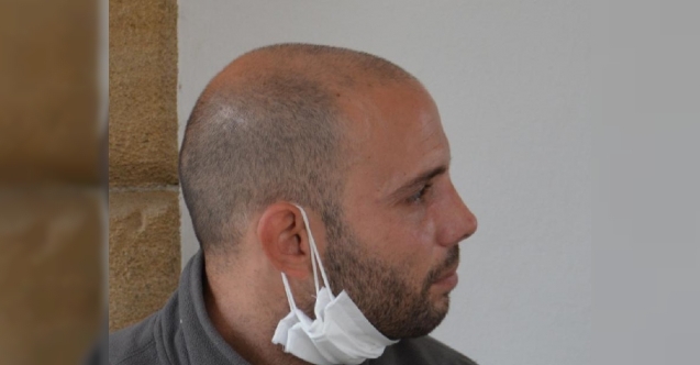 Yumruk atıp burnunu kırdı