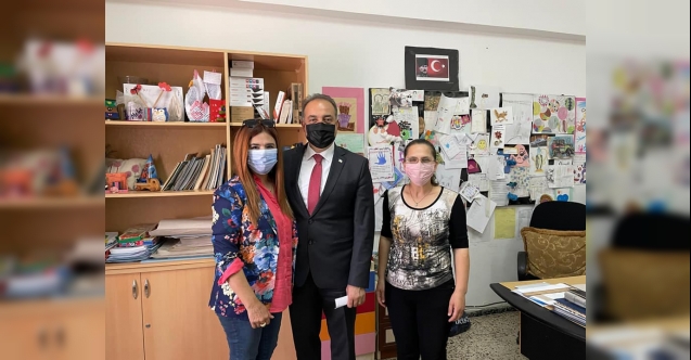 Bora Akkuş çocukları sevindirdi