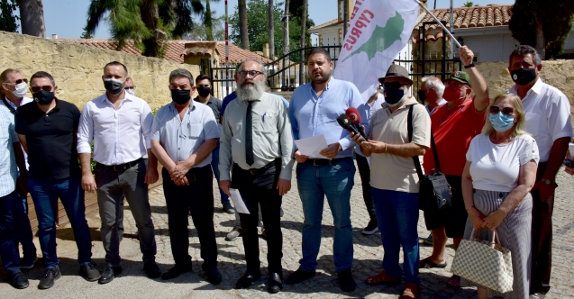 "Cinayetin aydınlığa kavuşturulması için somut adım atacak mısınız?"