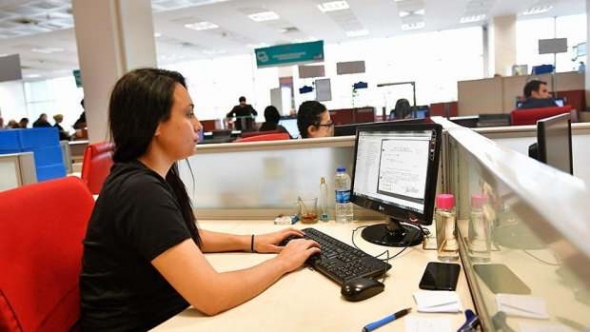 Kamuda yaz mesaisi tartışması: "Kamu düşmanlığı yapılıyor"