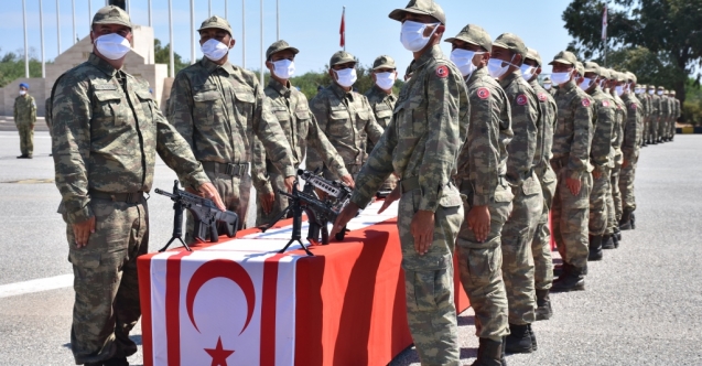Genç mücahitler ant içti