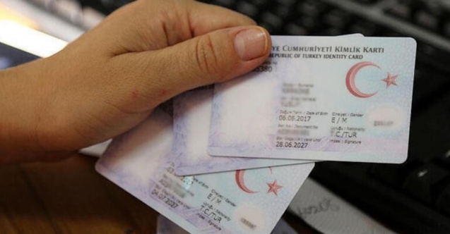 KKTC yolcularına eski tip kimlik kartı uyarısı