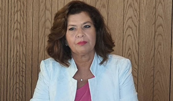Afet Özcafer tüm görevlerinden istifa etti