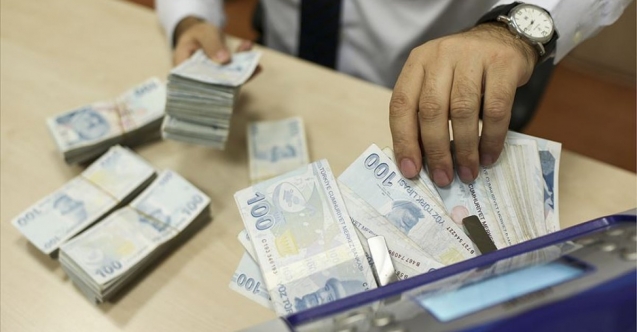 Başbakan ve Bakanlar bu ay sonu 2 bin TL artış alacak