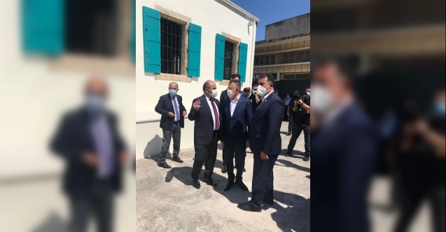 Fuat Oktay, Kapalı Maraş'ta