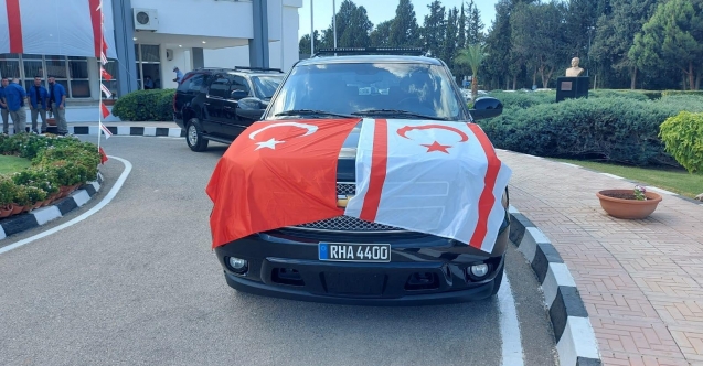 Koruma araçları törenle polise verildi