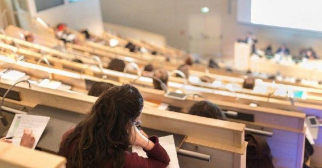 Bakanlıktan üniversite öğrencilerine çağrı