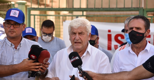 "Bina yıkılıyor. Bir de Saray yapacaklarmış. Ne sarayı?”