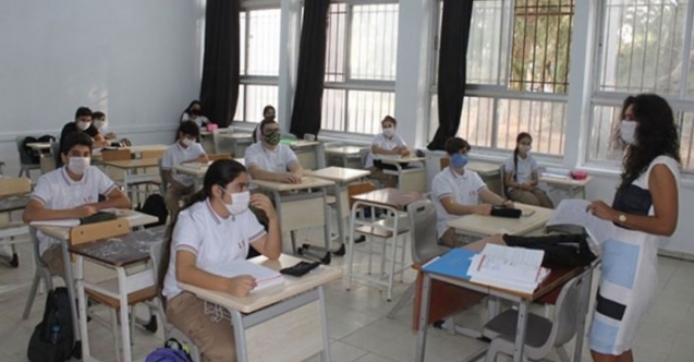 Okul kıyafetine yüzde 30 zam!