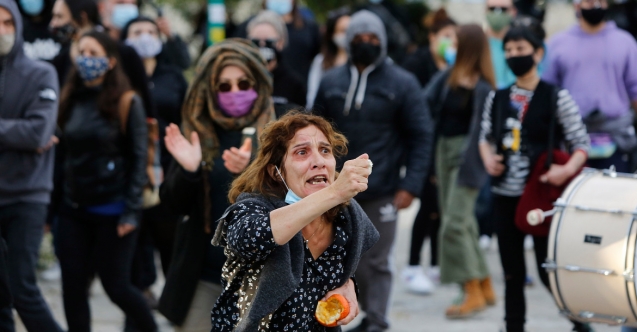 Rumlarda "aşı yaptırırsak içimize şeytanı alırız” diyenler var