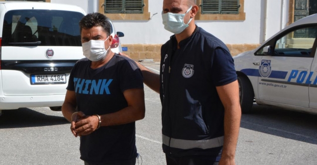 Çalmadık parça bırakmadı