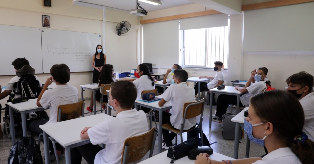 Güney Kıbrıs’ta yüz yüze başladı