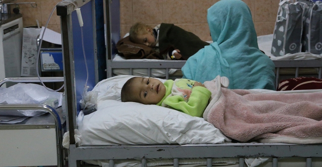 Afganistan'daki çocuklar açlık nedeniyle ölümle karşı karşıya