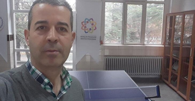 Aşı yaptırmayan öğretmen koronavirüs kurbanı