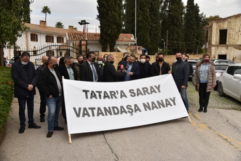 Külliye tepkisi: “Tatar’a Saray, Vatandaşa Nanay”