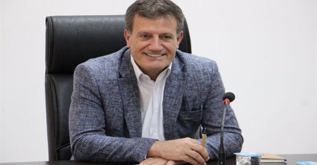 Arıklı: "Gelişmeleri çekirdek çitleyerek takip ediyoruz"