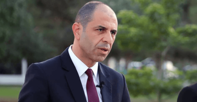 Özersay'dan basın özgürlüğü mesajı: "Ülke demokrasisi için endişe verici"