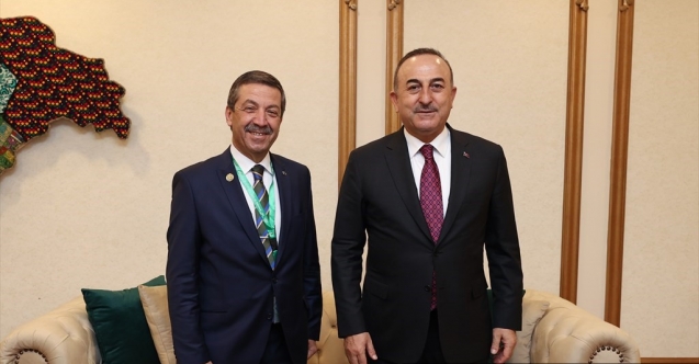 Çavuşoğlu ve Ertuğruloğlu Pakistan'da buluştu