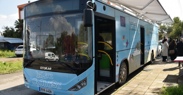 Öğrencilere Mobil Bilim Otobüsü