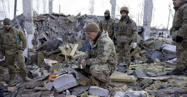 Rusya askeri üssü vurdu: Saldırıda en az 80 asker hayatını kaybetti
