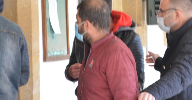 Türkiye'den tekneyle Güney'e geçtiler