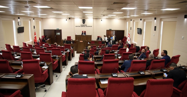 Meclis 5 dakikada bitti