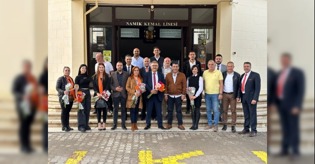 Özcenk, öğretmenleri unutmadı