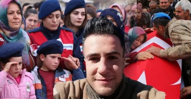 Şehit ağabeye asker selamı ile veda
