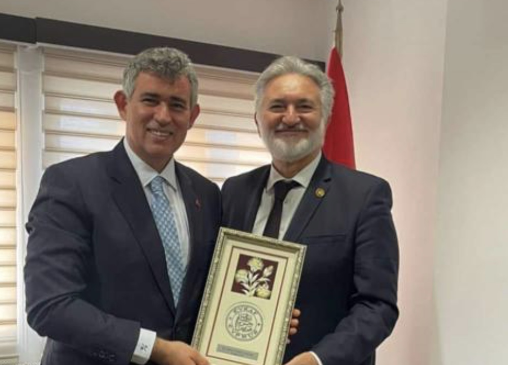 Feyzioğlu: “Benter bayrağı zirvelere taşıyor”