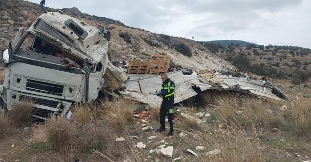 Girne dağ yolunda feci kaza
