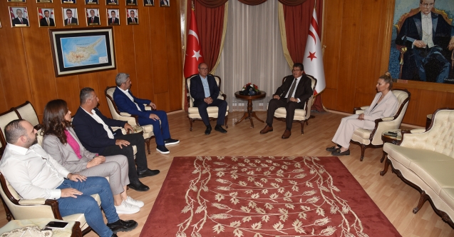 Reşat Akar: "Tünelin ucunda ışık göremiyorum"