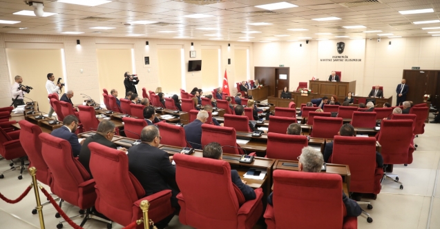 Meclis olağanüstü toplanacak, Özuslu yemin edecek