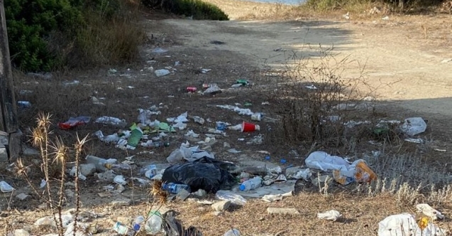 Yazıklar olsun! Karpaz'ı çöplüğe çevirdiler