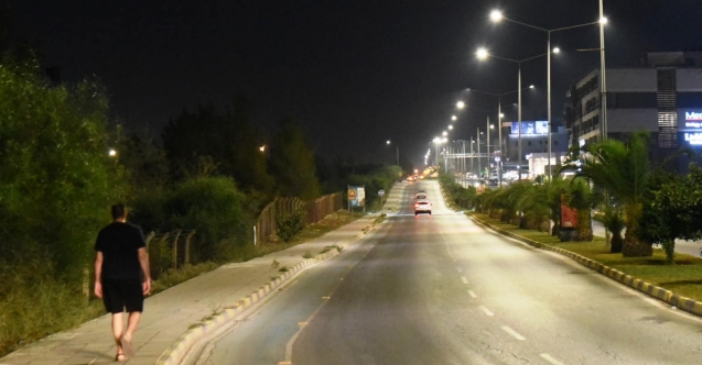 Lefkoşa'nın sokakları aydınlatılıyor