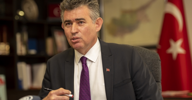 “Mehmetçiğe, mücahide selam olsun”