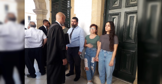 2 doktor ve 2 eczacıya 4'er gün daha tutukluluk