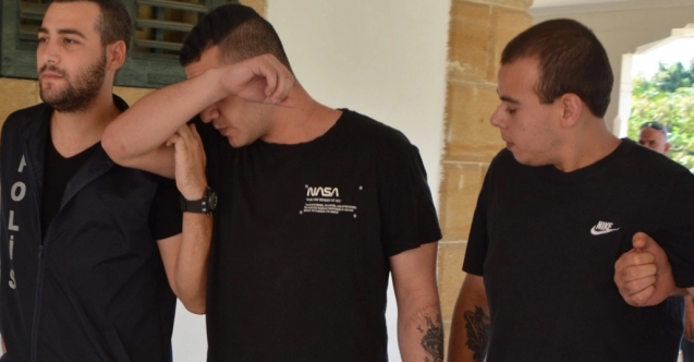 İki uyuşturucu satıcısına toplam 11 yıl hapis