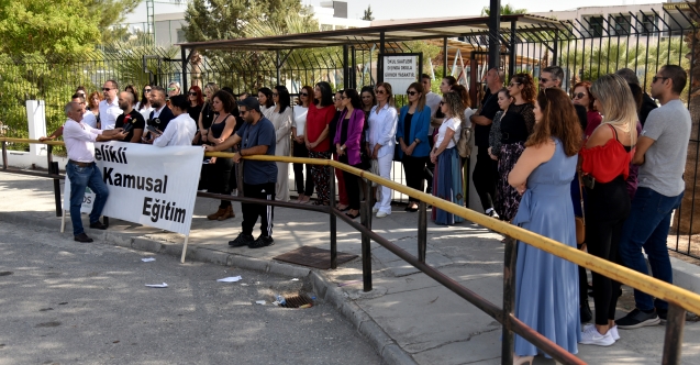 Okullarda öfke patlaması: "Bir çocuk salıncaktan itildi, diğeri tuvalete kilitlendi"