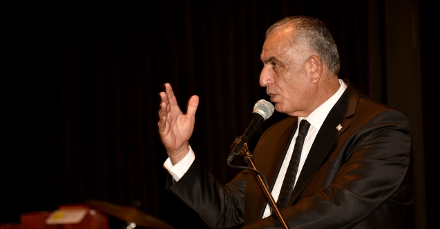 Çavuşoğlu'ndan öğretmenlerin protestosuna yanıt: "Utanacak hiçbir şeyimiz yoktur"