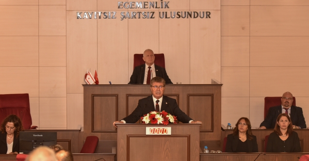 Üstel'den yabancılara mal satışına açıklama: "Telaş edecek, yüksek rakamlar yok ,ekonominin çarkları dönüyor"