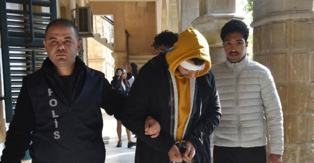 Alkol aldıktan sonra birbirlerine girdiler