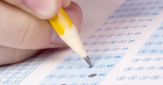 Sınava girenler döküldü