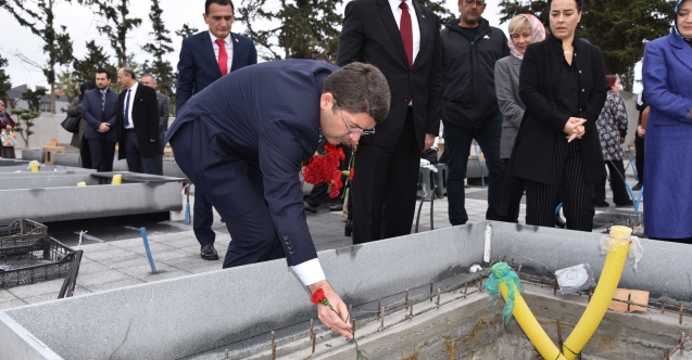 Yılmaz Tunç'tan Şampiyon Melekler’in mezarlarına ziyaret