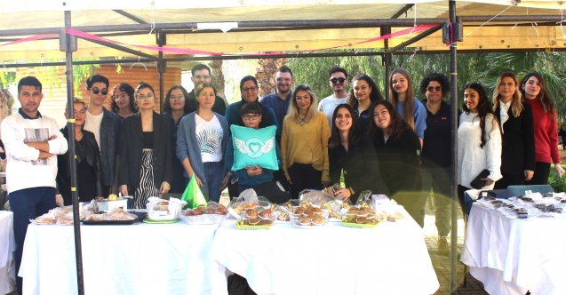 Şampiyon Melekleri Yaşatma Derneği yararına kermes