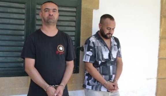 Gece kulübünde silahlarla ne yapacaklardı?