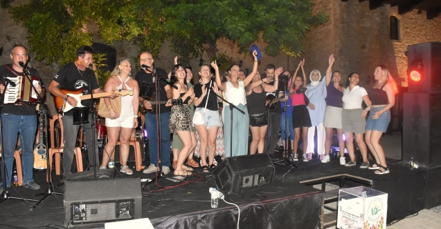 Şarkılar Mehmet Dursun için söylendi