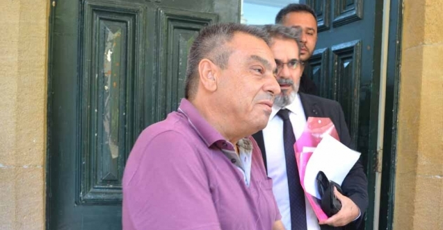 Boşandığı gün eşinin aracını sahte evrakla kendi üzerine aldı