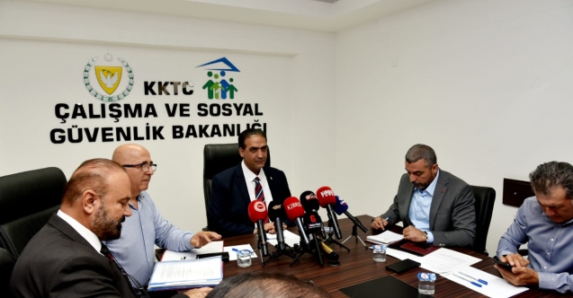 Asgari ücret değişmedi, işverenler "batma noktasındayız" dedi