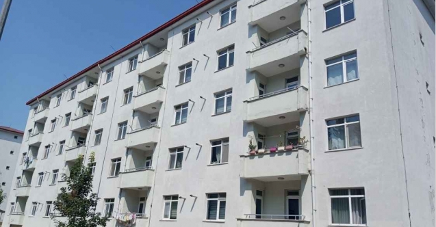 Lojmanda kalanlar daha az maaş alacak