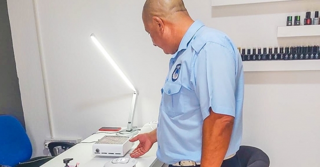 Yasa dışı kuaförlüğe baskın